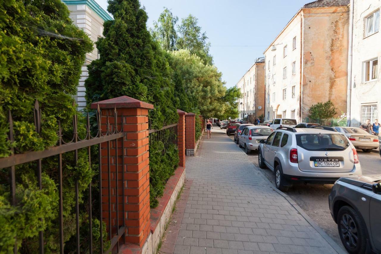 Delux Leopolli Apartments Near Shopping Mall Forum Lemberg Exterior foto